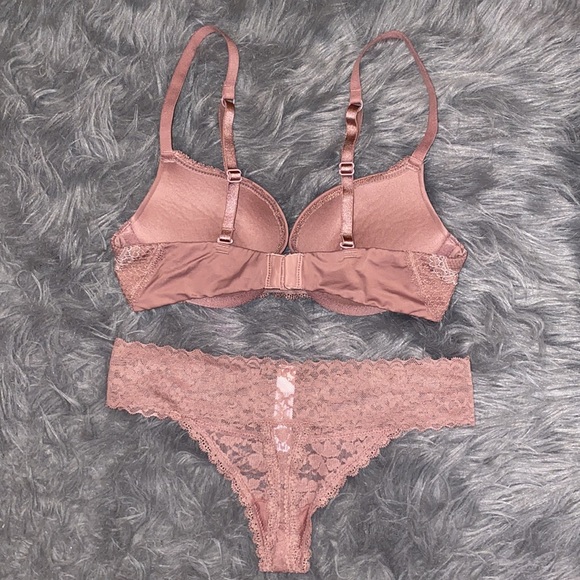 Plunge Push-Up Bra - Mauve 32A - Picture 6 of 9